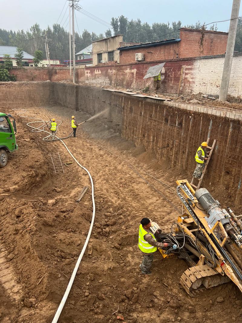 基坑支護：地下工程的“安全防線”